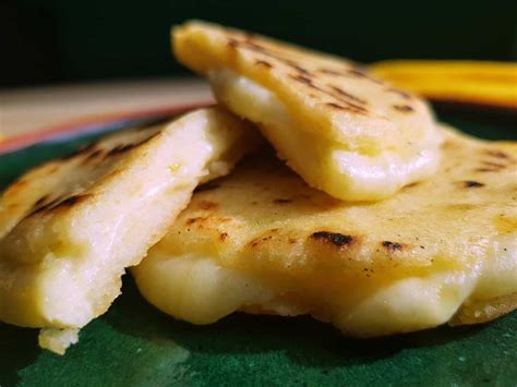  Arepas de Queso:  A Taste of Heaven Melted in Your Mouth and Stuffed with Colombian Joy!